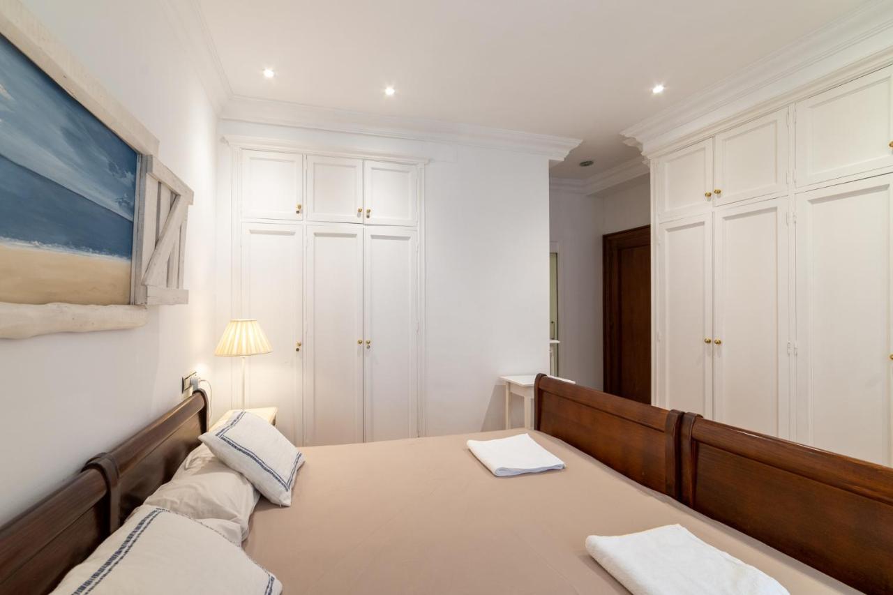 La Concha Cozy Balcony Apartment By Cisan Rentals San Sebastián Exterior foto