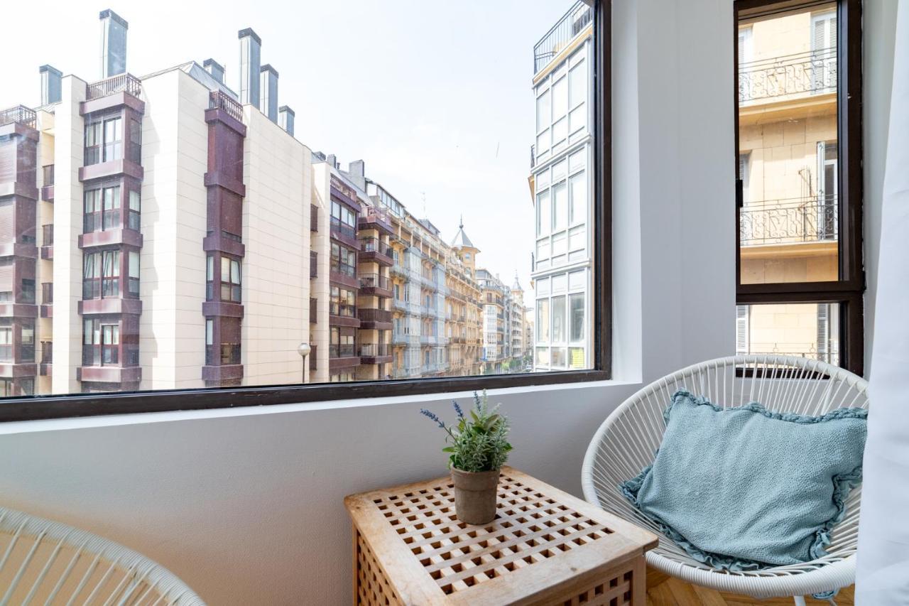 La Concha Cozy Balcony Apartment By Cisan Rentals San Sebastián Exterior foto