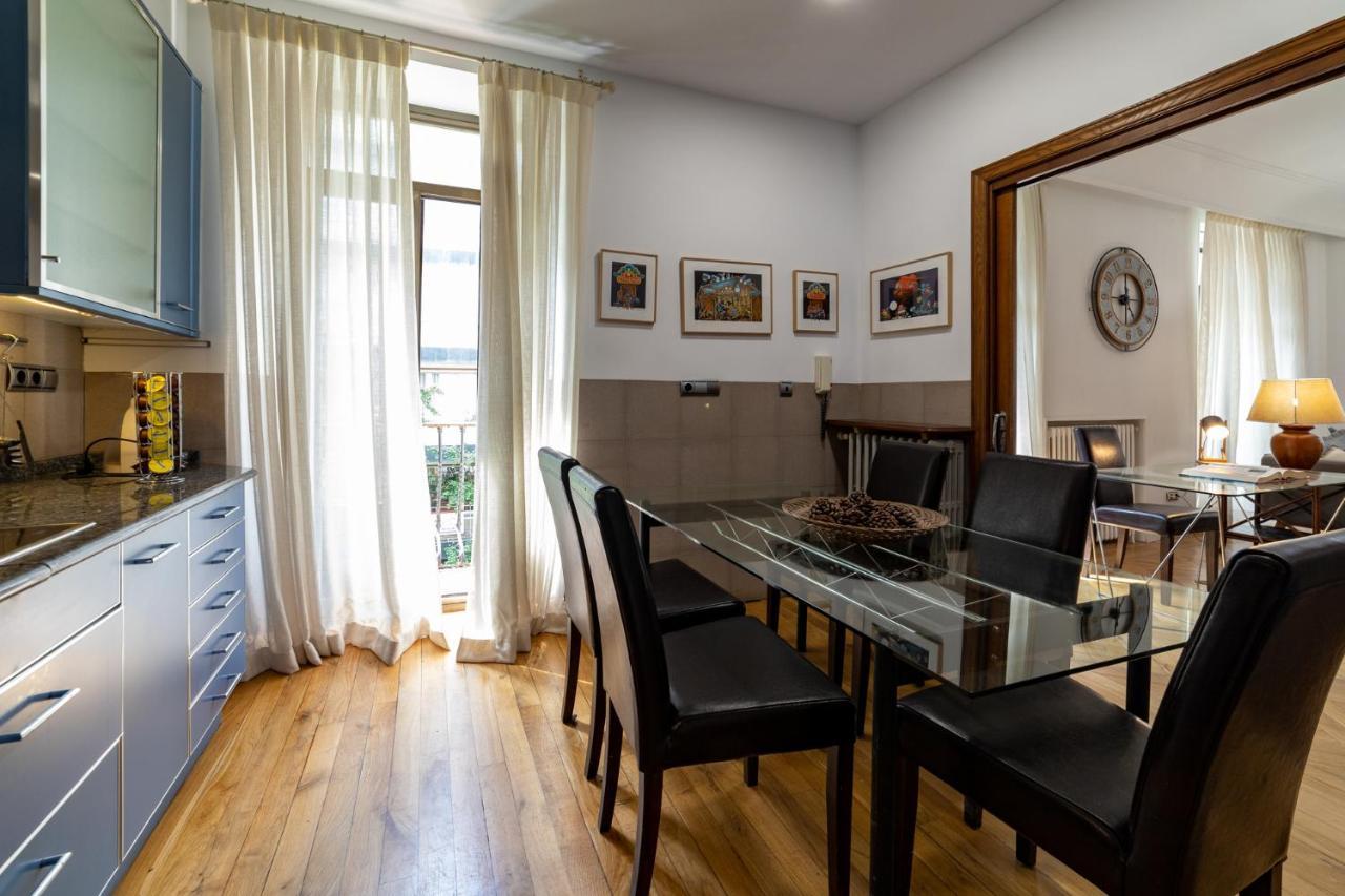 La Concha Cozy Balcony Apartment By Cisan Rentals San Sebastián Exterior foto