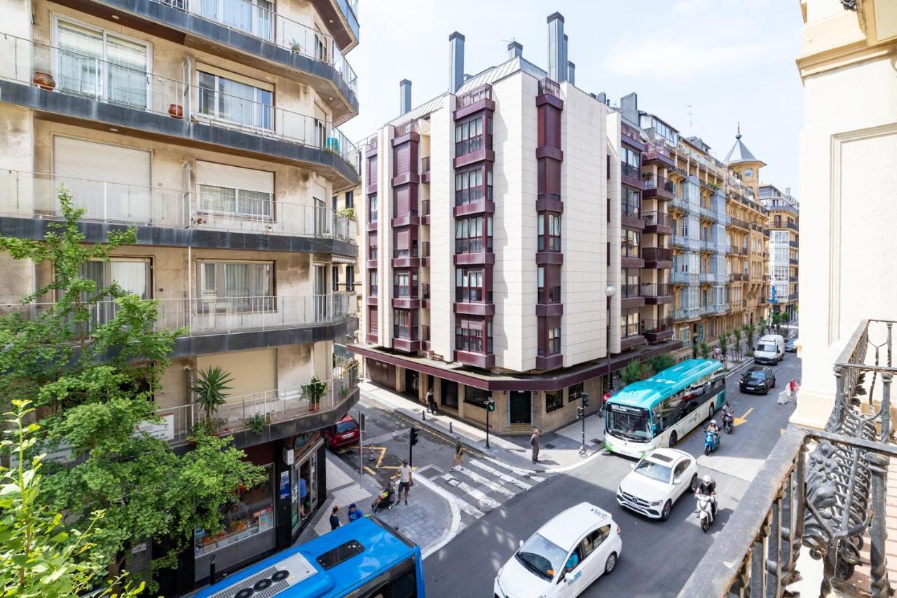 La Concha Cozy Balcony Apartment By Cisan Rentals San Sebastián Exterior foto